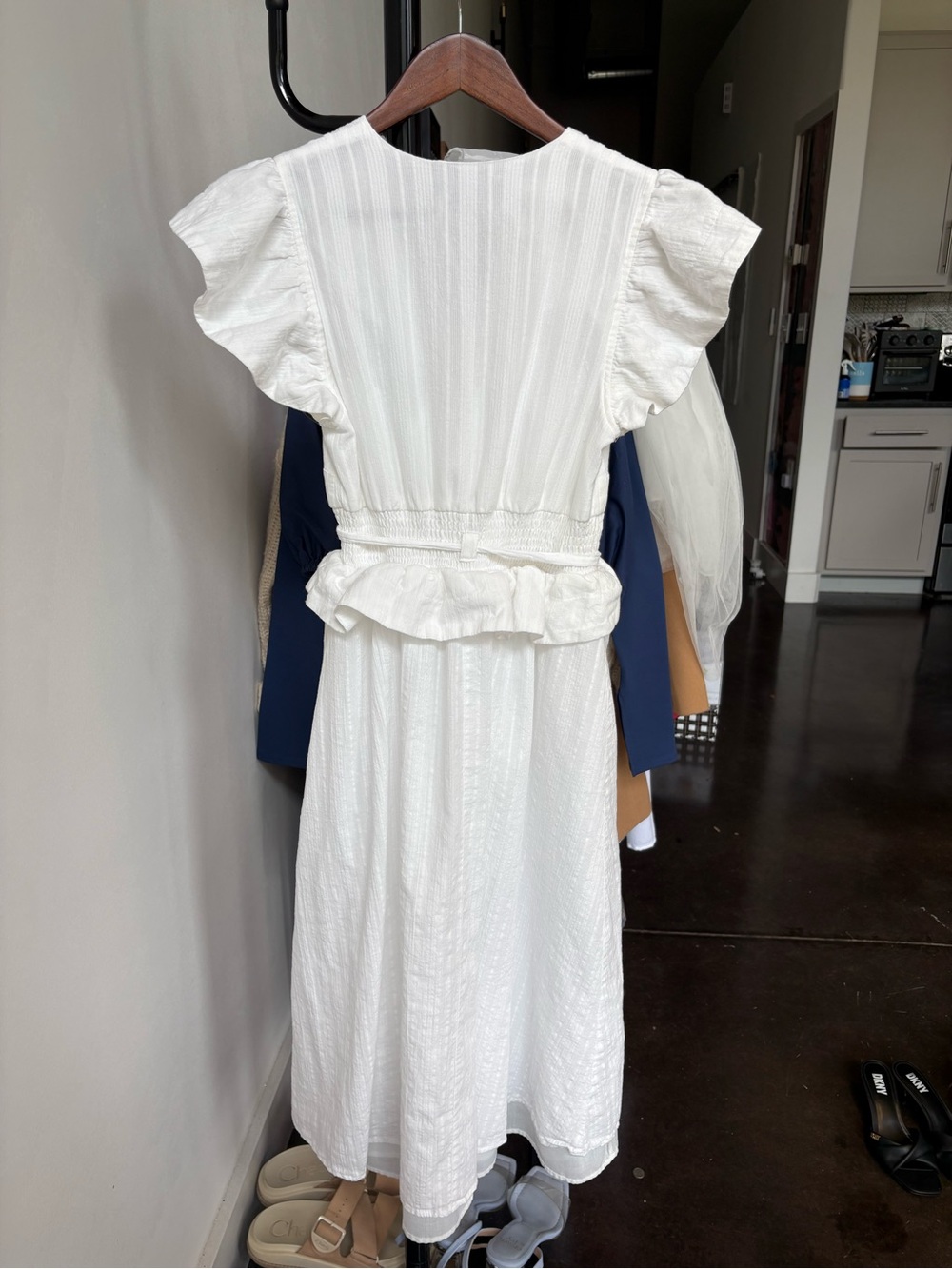 o.p.t. White Textured V-Neck Midi Dress with Tie Waist - Picture 2 of 5